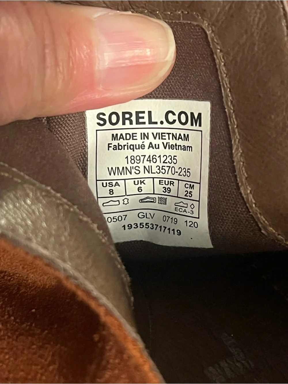 Sorel stylish suede